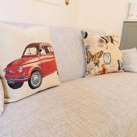 Cozy Studio Florence Smn - Fancy Apartments المظهر الخارجي الصورة
